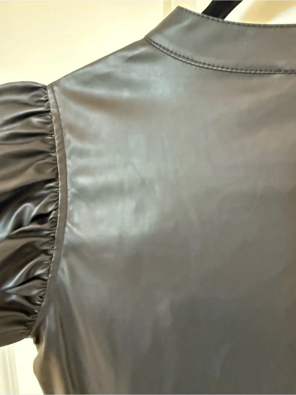 entro black faux
